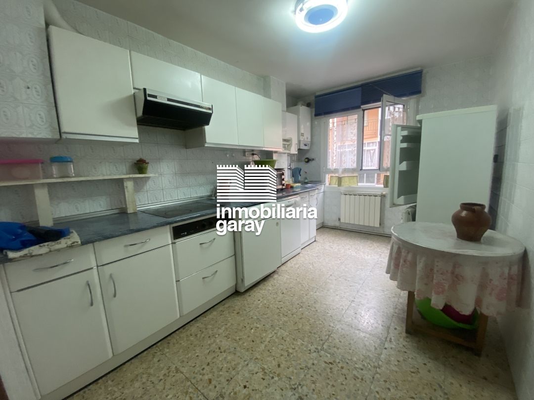 piso en venta en villarcayo de merindad de la castilla la vieja