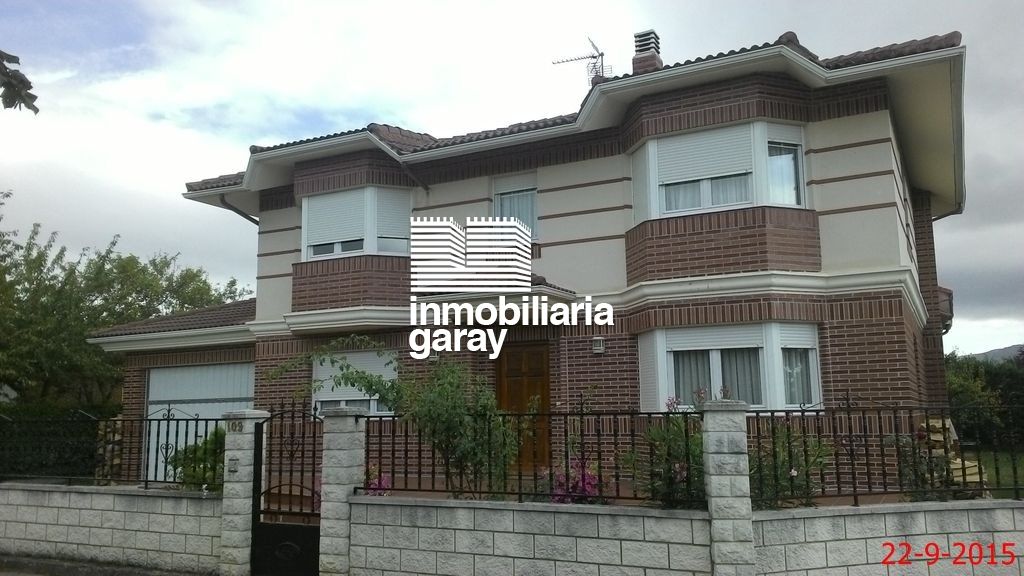 casa en venta en medina de pomar