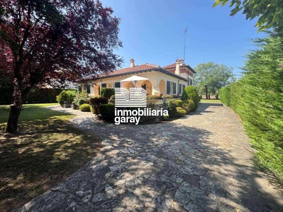 casa en venta en villarcayo de merindad de la castilla la vieja